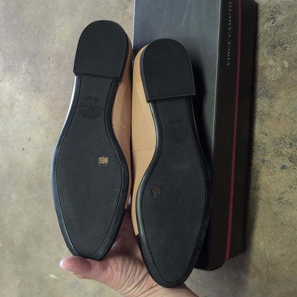 Vince Camuto Minndy Leather Ballet Flat - Picture 5 of 7